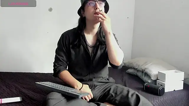 Amoneth Xx online show from January 14, 8:01 pm