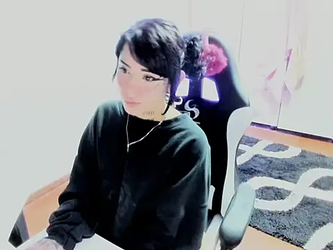 Zombitch online show from November 25, 9:59 pm