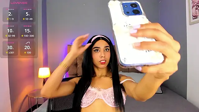 Violet Moon20 online show from February 11, 7:25 pm