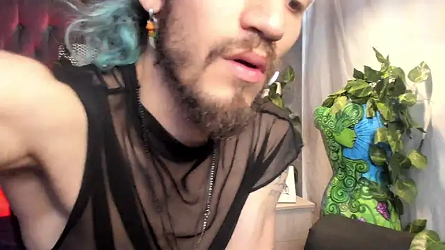 AngelDamianArt online show from November 19, 8:53 pm