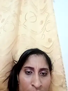 Snapshot of CarolinaNavas33 chatting on December 1, 2:40 pm CarolinaNavas33 online show from December 1, 2:40 pm