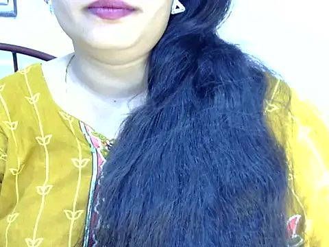 Snapshot of Muskan_Jha chatting on April 9, 12:45 am Muskan Jha online show from April 9, 12:45 am