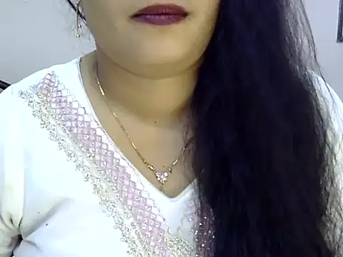 Muskan Jha online show from June 19, 2:28 am