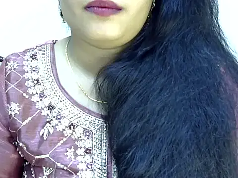 Snapshot of Muskan_Jha chatting on May 8, 2:43 pm Muskan Jha online show from May 8, 2:43 pm