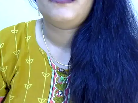 Muskan Jha online show from May 19, 2:02 pm