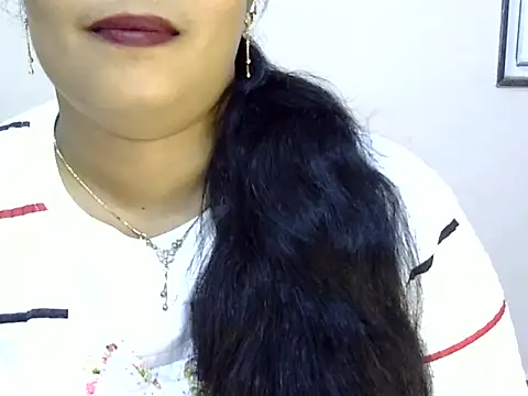 Muskan Jha online show from June 28, 1:45 am