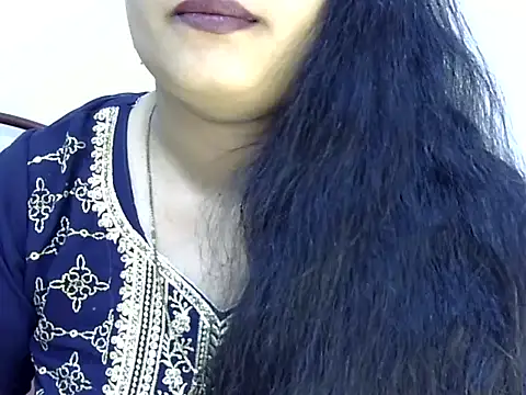 Snapshot of Muskan_Jha chatting on April 22, 1:01 am Muskan Jha online show from April 22, 1:01 am