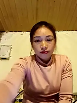 Snapshot of _Su-Su_ chatting on February 23, 11:00 am Su-Su online show from February 23, 11:00 am