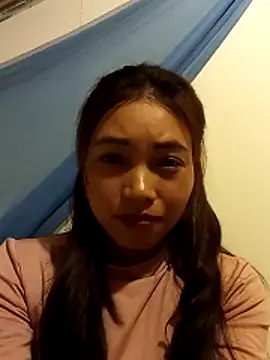 Snapshot of _Su-Su_ chatting on February 8, 12:03 pm Su-Su online show from February 8, 12:03 pm