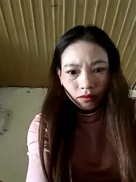 Snapshot of _Su-Su_ chatting on November 20, 2:23 am Su-Su online show from November 20, 2:23 am