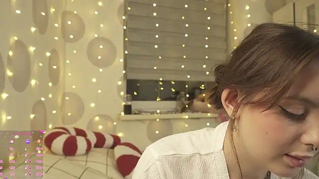 kumurakamika online show from December 3, 5:01 pm