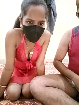 Snapshot of Desi_Hot_Queen chatting on November 17, 5:11 am Desi Hot Queen online show from November 17, 5:11 am