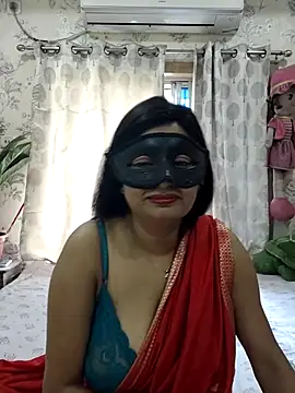 Cute-richa1 online show from April 9, 5:09 am