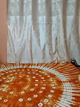 Cute-richa1 online show from April 5, 6:58 pm