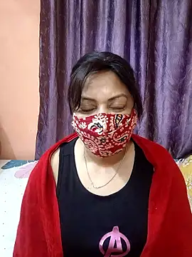 Cute-richa1 online show from January 10, 3:24 am