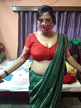 Cute-richa1 online show from January 14, 8:51 am