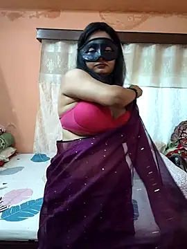 Cute-richa1 online show from February 10, 9:52 am