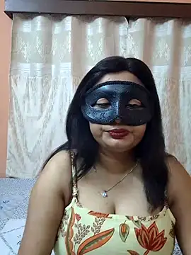 Cute-richa1 online show from April 20, 6:09 pm