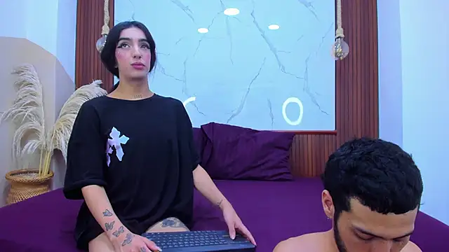 Loversinfire2 online show from April 21, 2:03 am