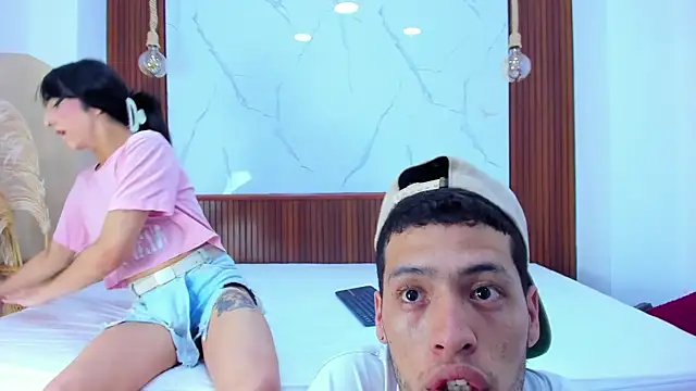 Snapshot of Loversinfire2 chatting on November 26, 8:09 pm Loversinfire2 online show from November 26, 8:09 pm