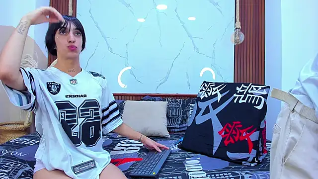 Loversinfire2 online show from February 24, 3:46 pm