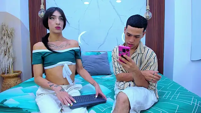 Loversinfire2 online show from June 26, 1:22 am