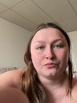 sammi b12 online show from February 10, 5:23 pm