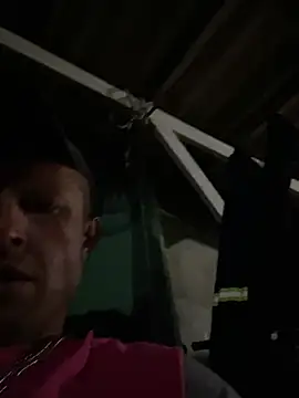 Snapshot of patraick chatting on May 1, 10:26 pm patraick online show from May 1, 10:26 pm