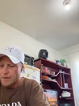 Snapshot of patraick chatting on June 13, 2:59 pm patraick online show from June 13, 2:59 pm