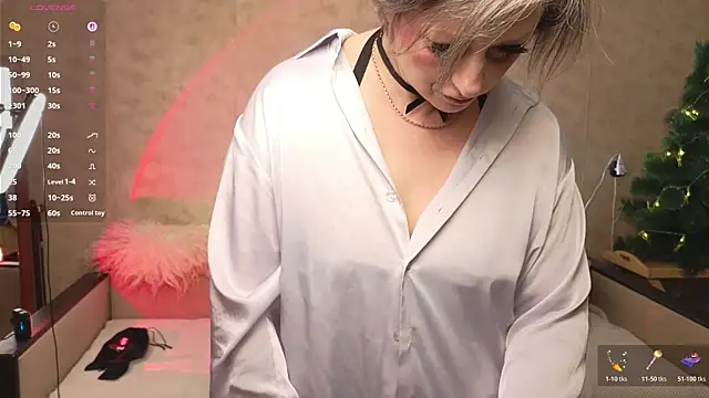 ElaraSable online show from December 19, 12:18 pm