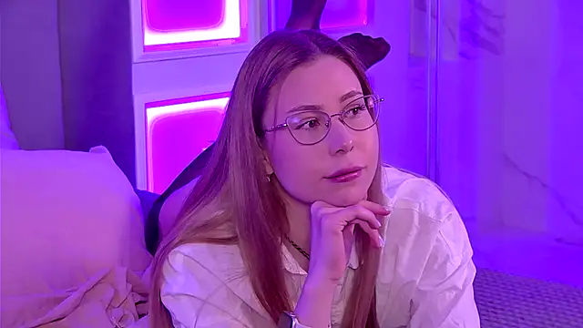 -SaraBlack- online show from December 19, 5:15 pm