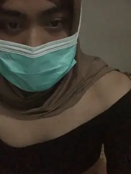 Snapshot of yuliabirdiantie1 chatting on November 25, 6:30 pm yuliabirdiantie1 online show from November 25, 6:30 pm