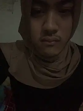 Snapshot of yuliabirdiantie1 chatting on November 16, 2:27 am yuliabirdiantie1 online show from November 16, 2:27 am