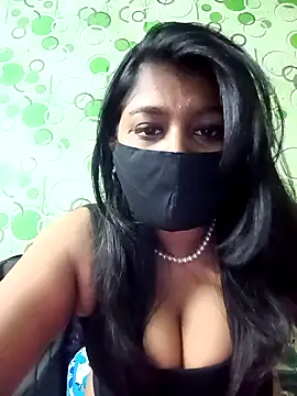 Snapshot of Hena_06 chatting on November 16, 7:13 am Hena 06 online show from November 16, 7:13 am
