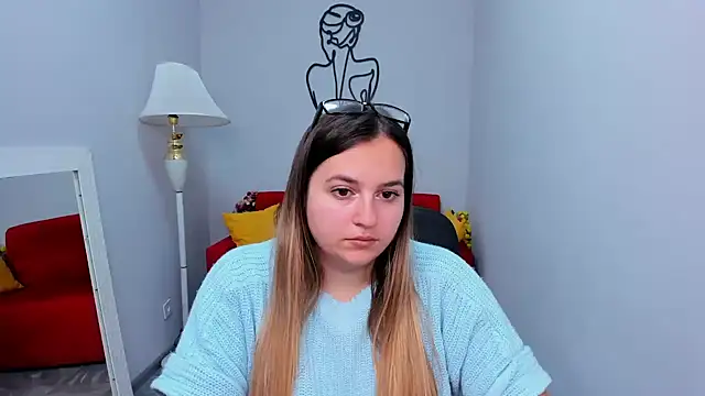 Maria Bond online show from November 26, 8:47 am