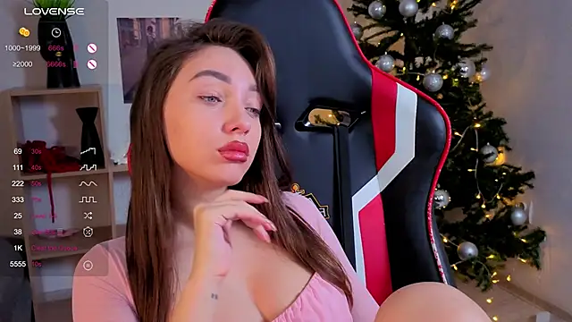 Emilia mala online show from December 20, 5:49 pm