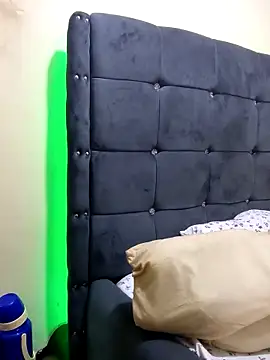 honeypot224 online show from March 25, 4:12 am