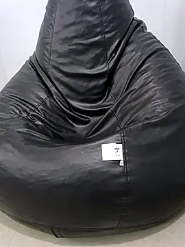 Snapshot of Your_DreamGirl__ chatting on November 29, 11:21 am Your DreamGirl online show from November 29, 11:21 am