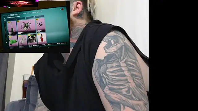 ThatAltGuy online show from November 15, 11:53 pm