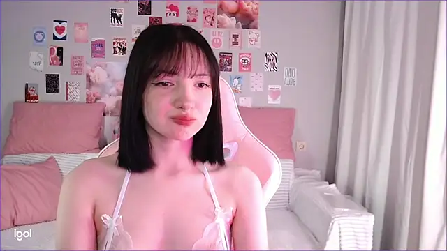 Lexi Bottom online show from April 15, 1:44 am