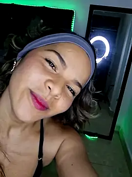 pamela Tiny online show from April 13, 2:15 am