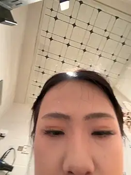 XX125216 online show from January 31, 7:12 pm