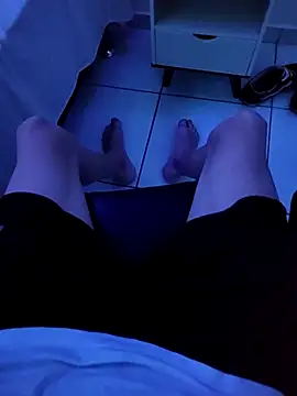 bnnzin online show from November 30, 5:41 am