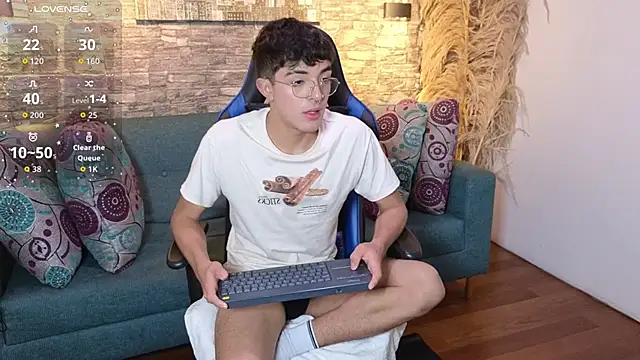 Snapshot of sayronvg chatting on November 17, 11:58 am sayronvg online show from November 17, 11:58 am