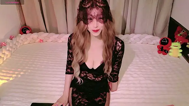 Lulu QAQ online show from February 7, 2:03 pm