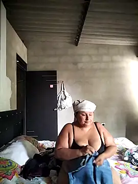 BWW-CINDY11 online show from March 18, 7:15 pm