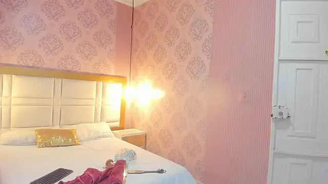 Kendall curves online show from March 7, 4:08 am