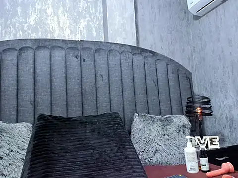 Kleerth Miller online show from March 19, 1:33 pm