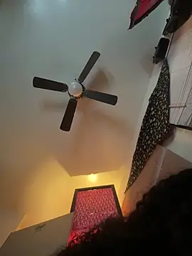 Motherbigbus online show from March 20, 7:09 am