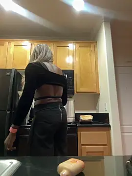 Motherbigbus online show from February 12, 12:05 pm